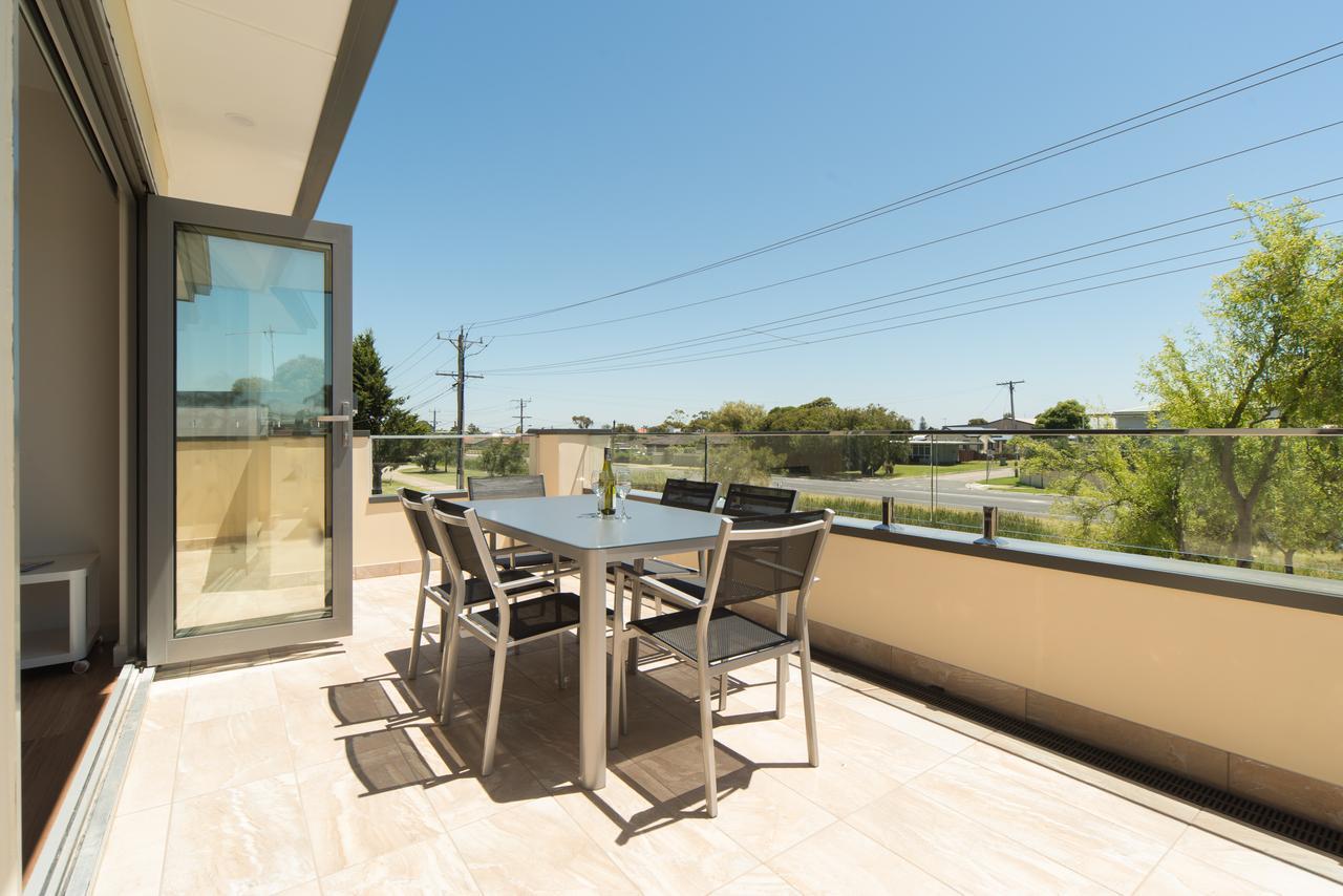 Rosewater Townhouses Dromana Extérieur photo